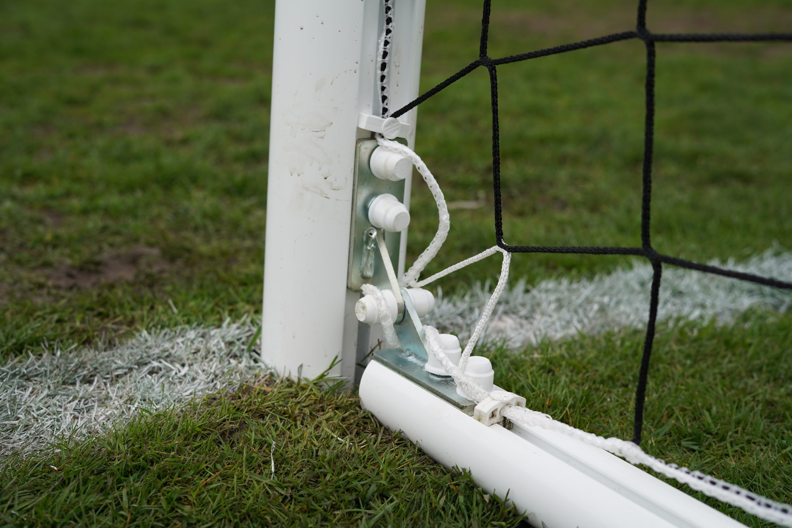 60mm Premium Aluminium Stadium - Hinged Net Rail - Mark Harrod Ltd.