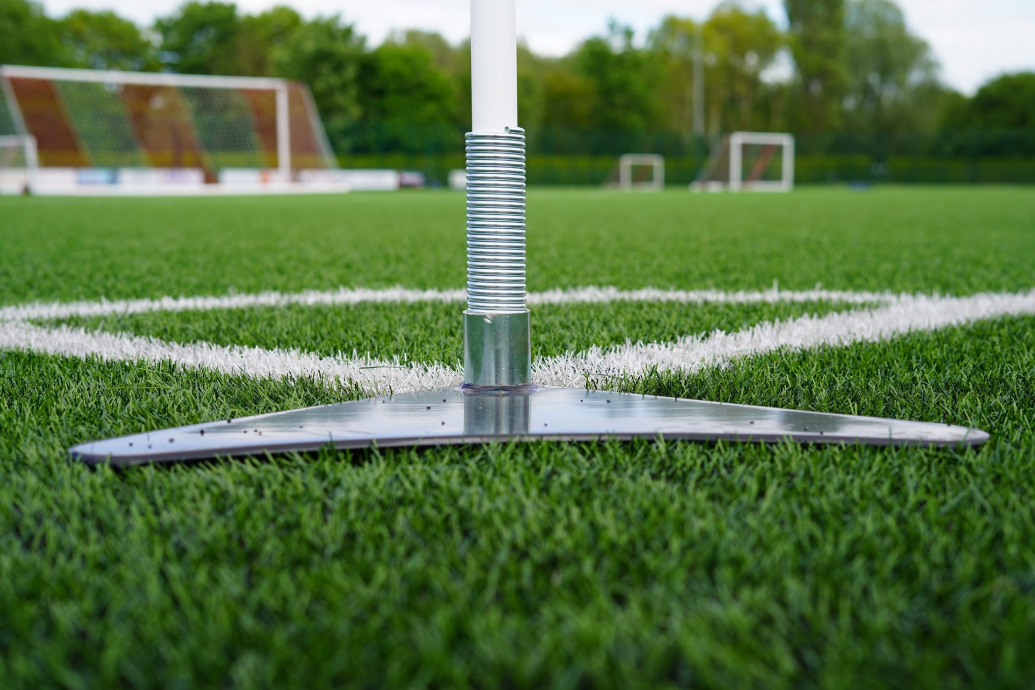 Premium Spring Back Corner Flag Base Package Freestand x 4 Mark