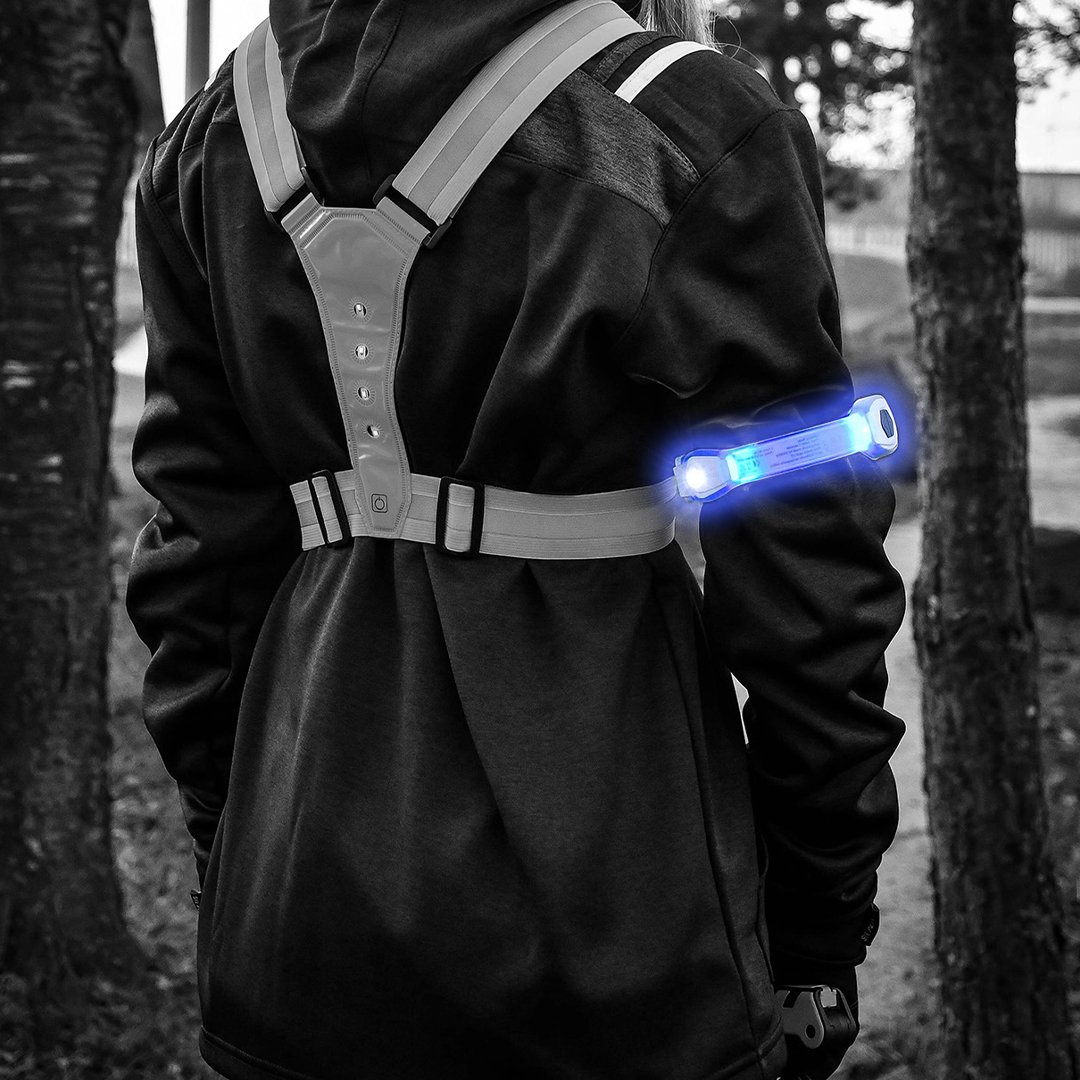 Running clearance light belt